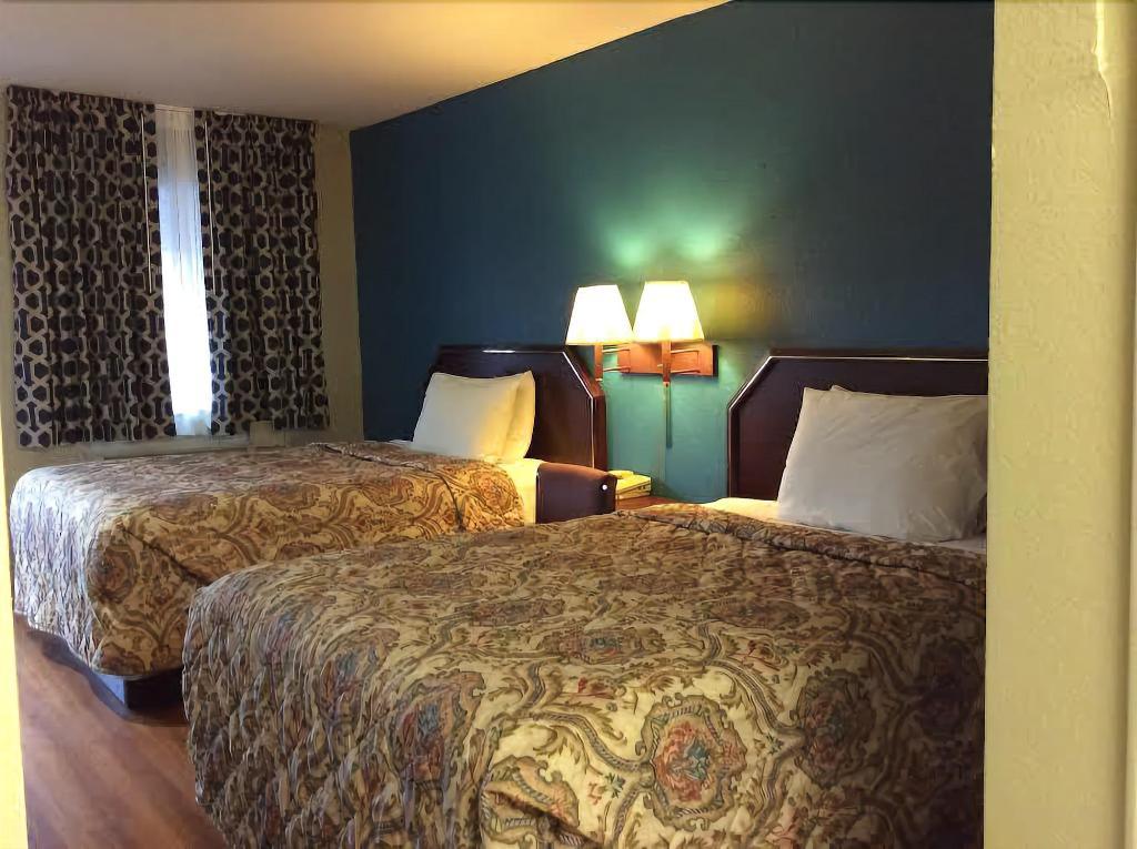 Stratford House Inn
