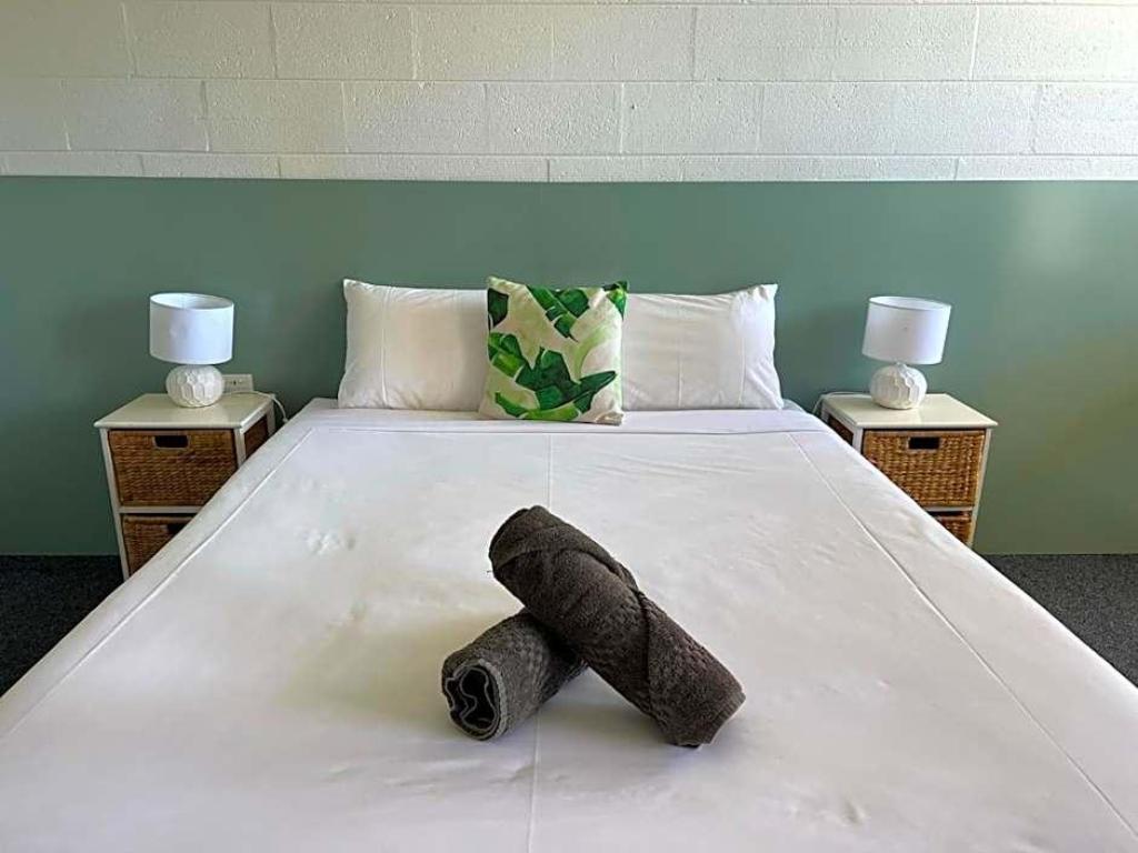 South Seas Motel & Apartments