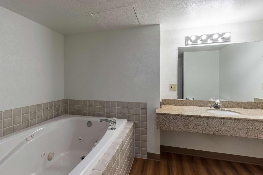 Astoria Dunes Motel