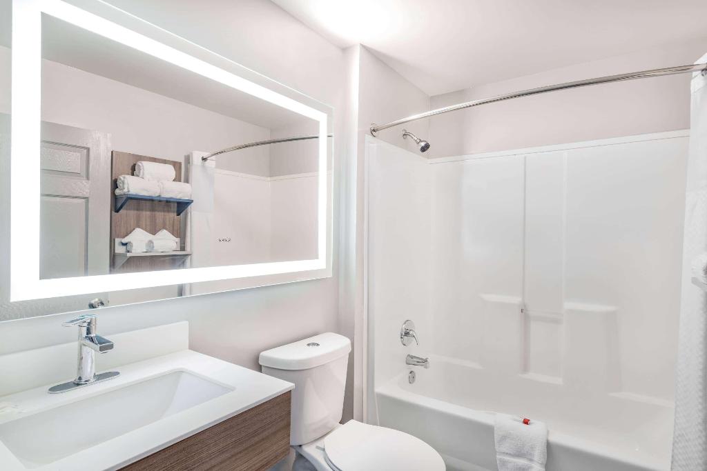 Microtel Inn & Suites By Wyndham Athens