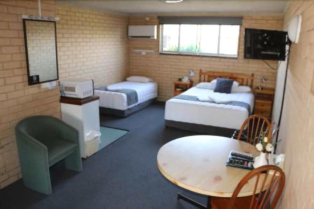 Avlon Gardens Motel