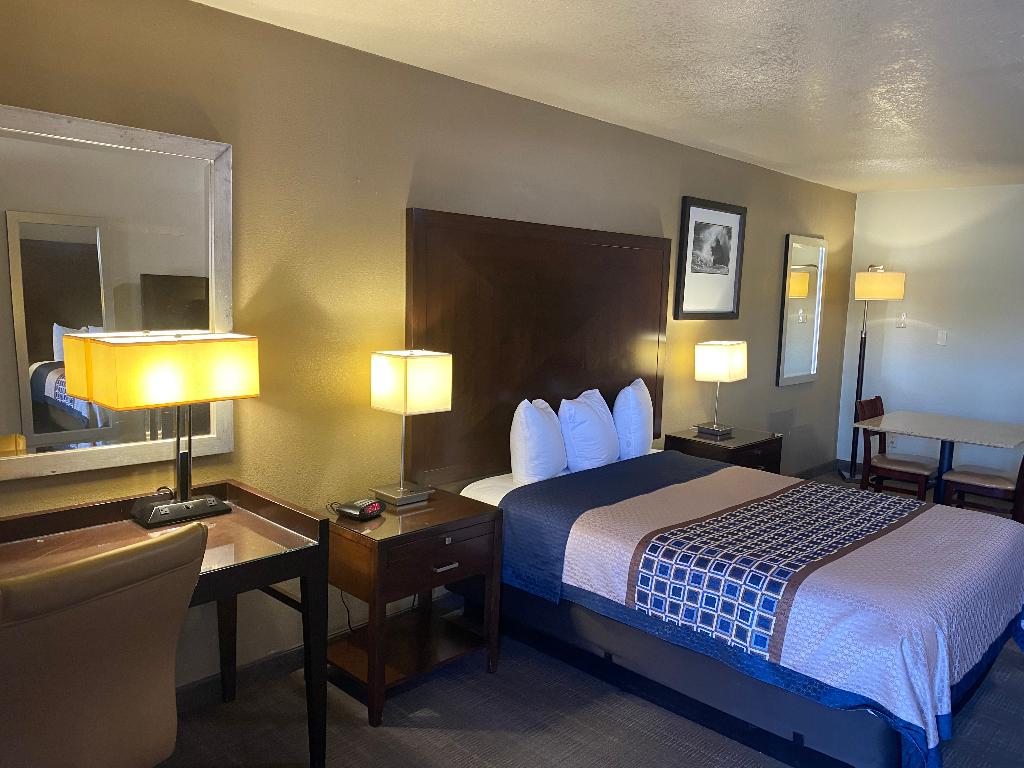 Vino Inn and Suites