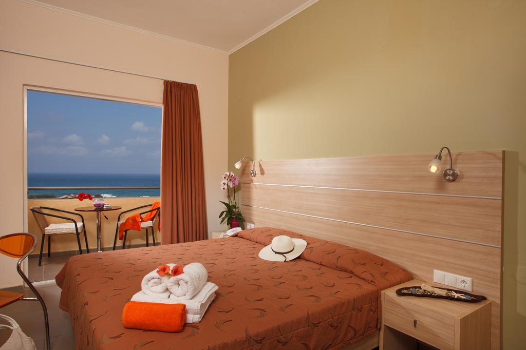 Oasis Skaleta Hotel