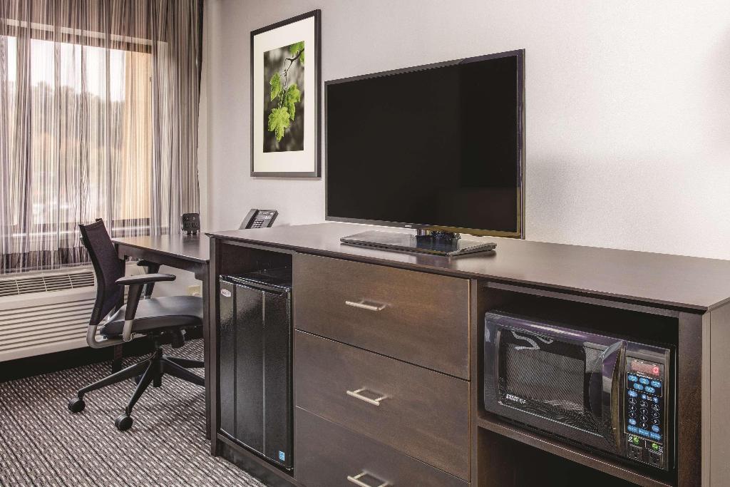 La Quinta Inn & Suites Atlanta Roswell