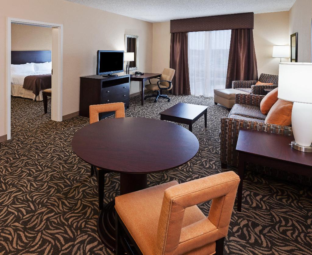 Holiday Inn Ardmore I-35