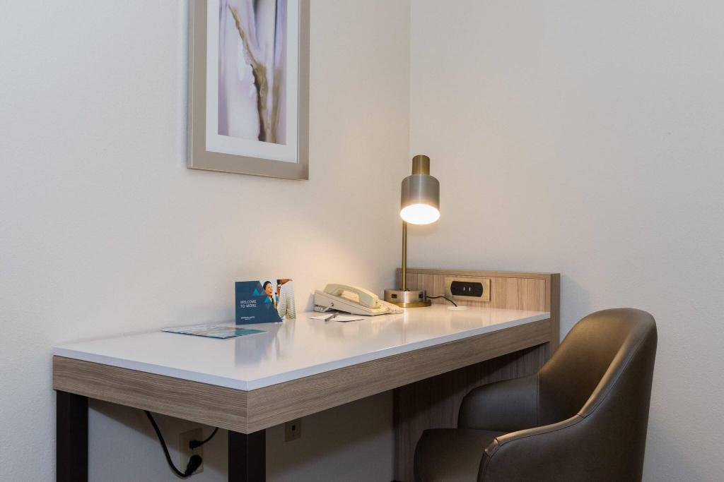 Springhill Suites Charlotte/Concord Mills- Spee