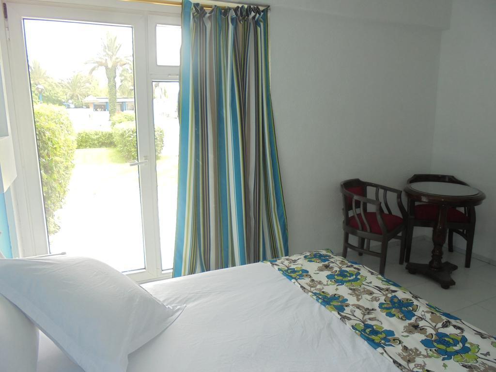 hotel-thumb