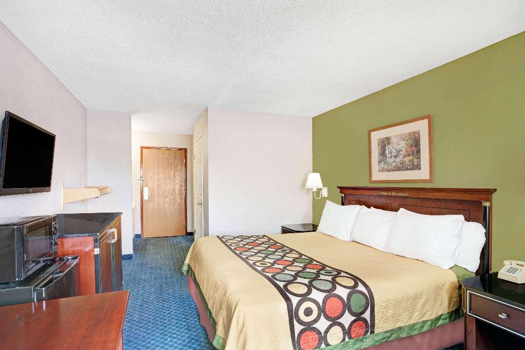 Super 8 by Wyndham West Memphis