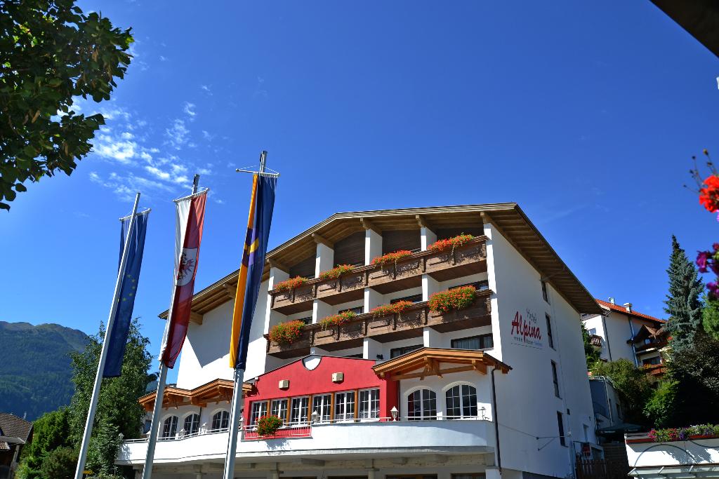 Hotel Alpina Resort