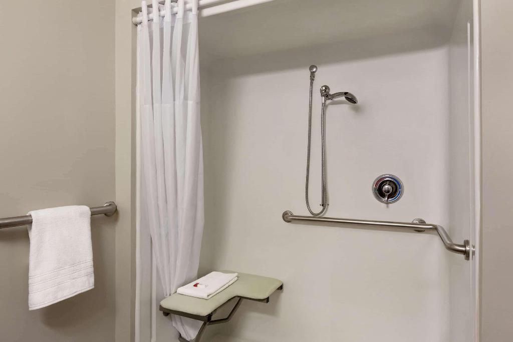 Microtel Inn & Suites By Wyndham Tifton