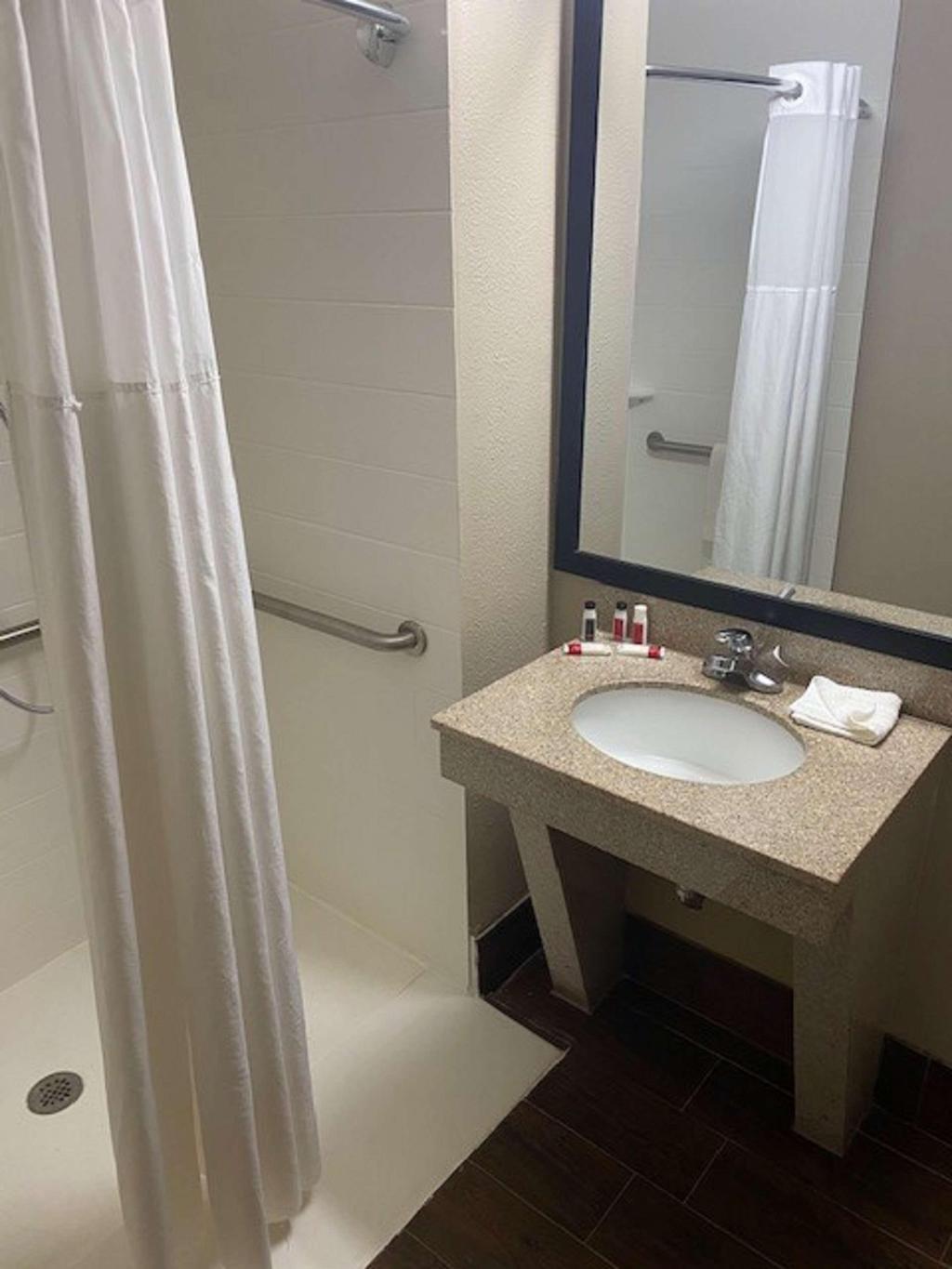 SureStay Hotel by Best Western Alexandria
