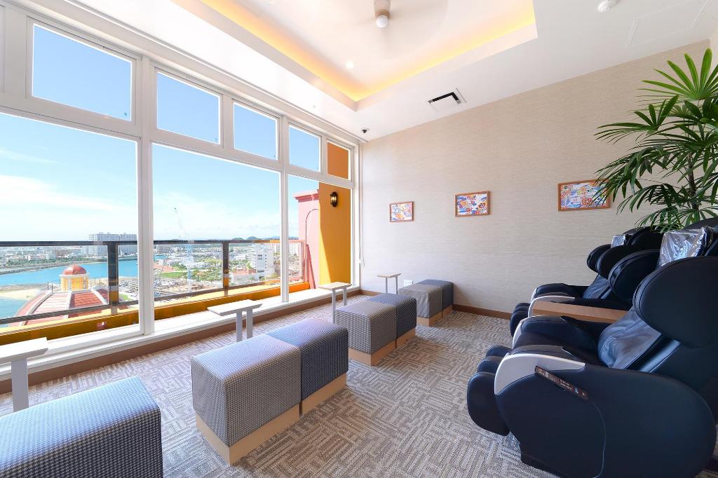 Vessel Hotel Campana Okinawa