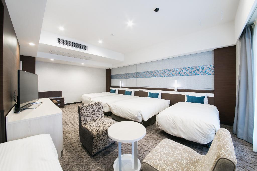 Vessel Hotel Campana Okinawa
