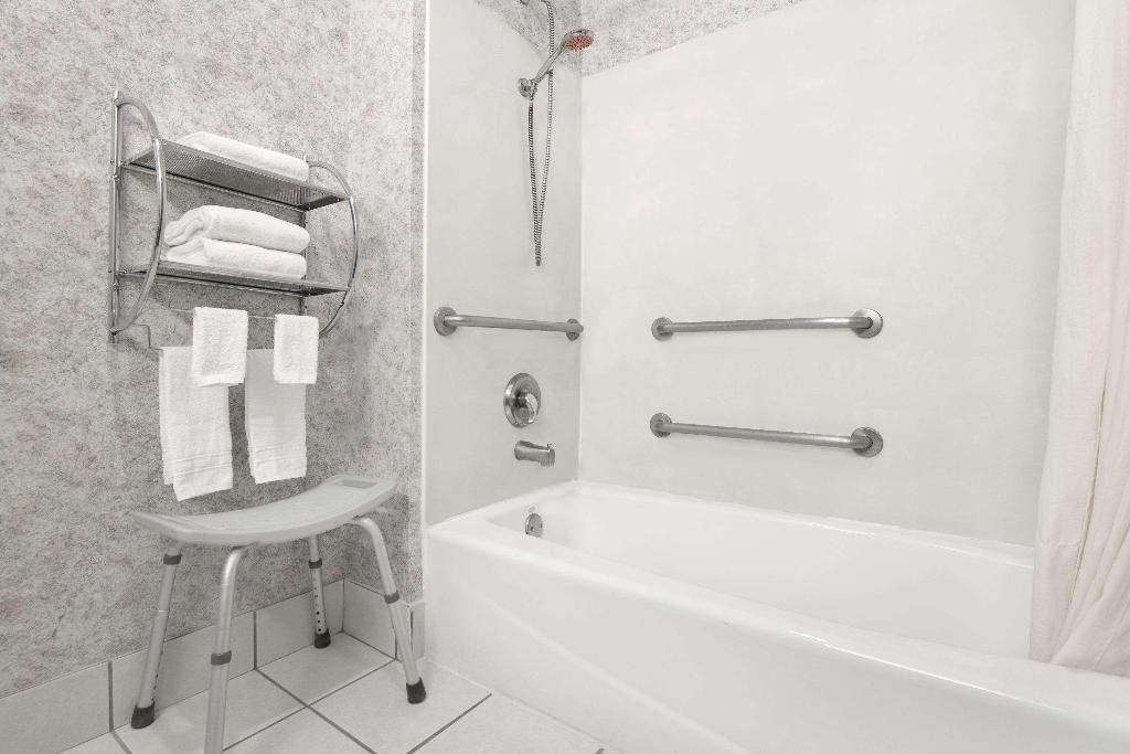 Days Inn by Wyndham Vega TX
