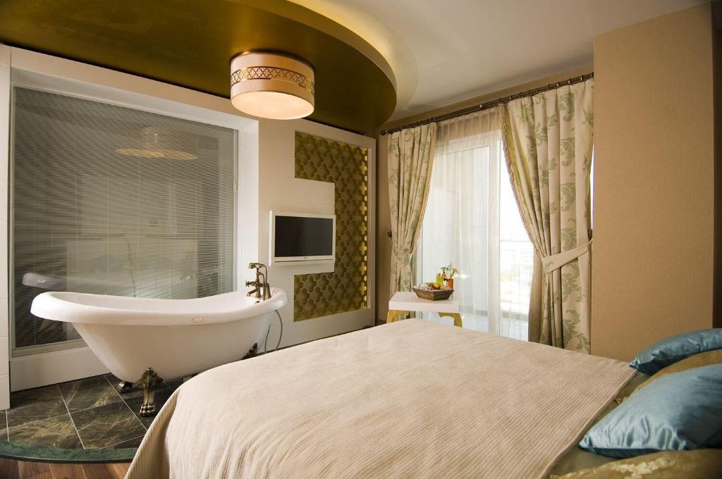 Adenya Hotel & Resort