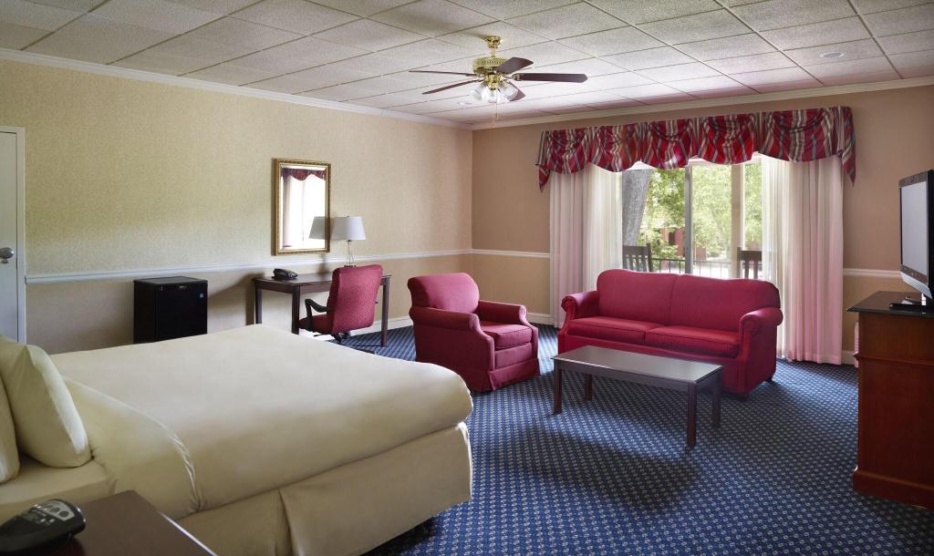 Stone Mountain Inn