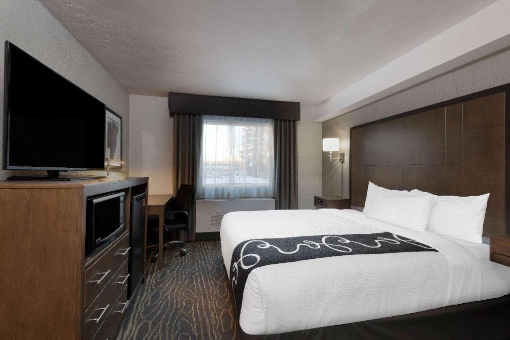 La Quinta Inn & Suites Anchorage Airport