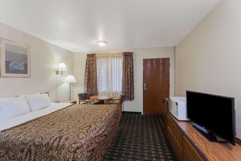 Grand Park Inn Anaheim Maingate