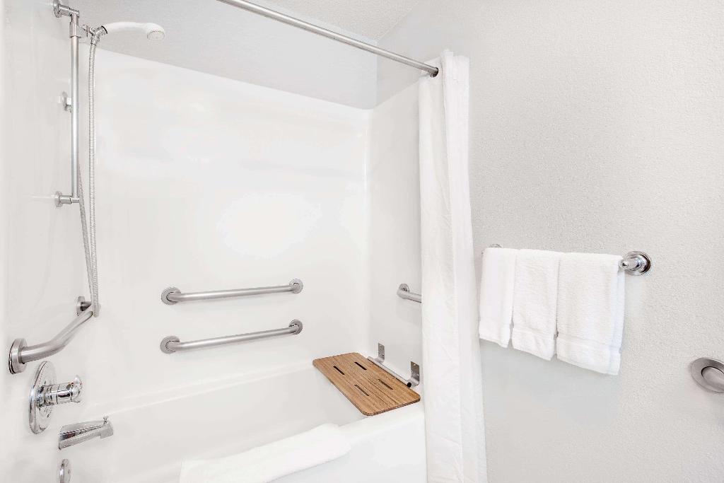 Microtel Inn & Suites By Wyndham Ames