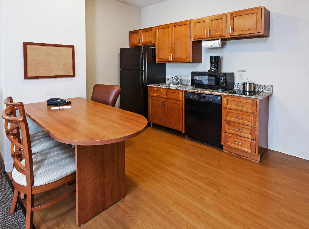 Candlewood Suites Baytown