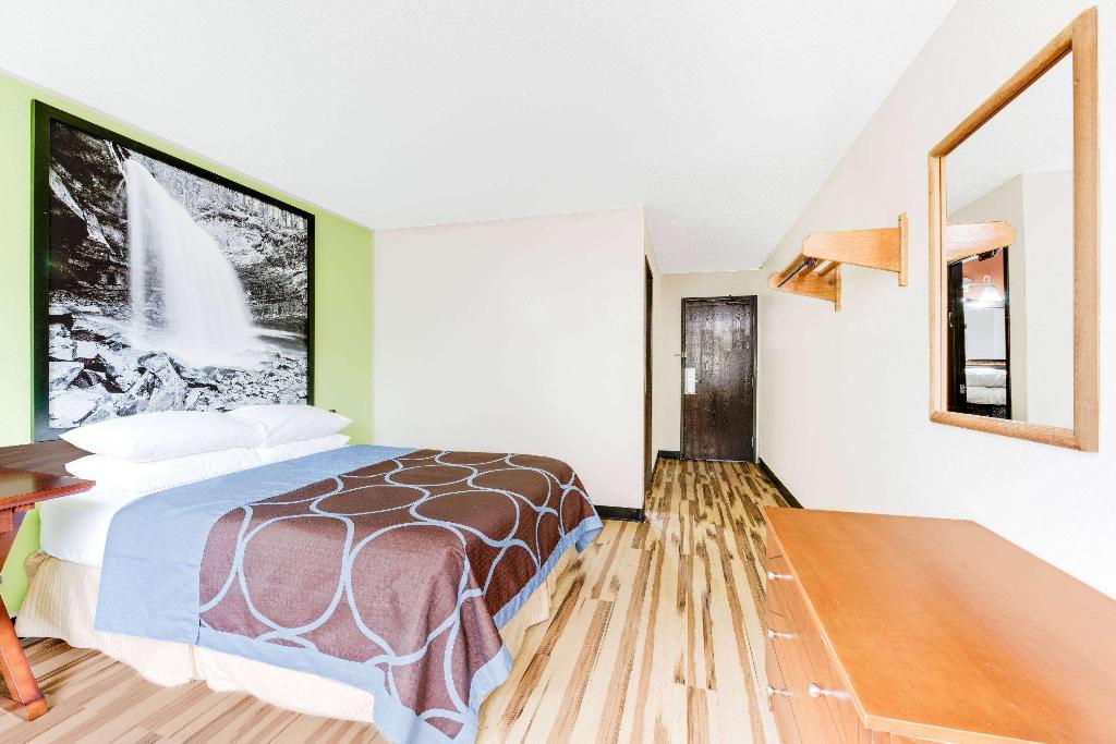 Super 8 By Wyndham Hagerstown