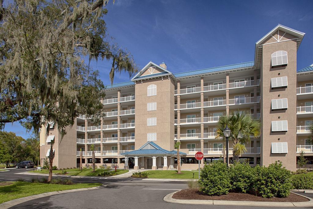 Bluewater Resort and Marina by Spinnaker