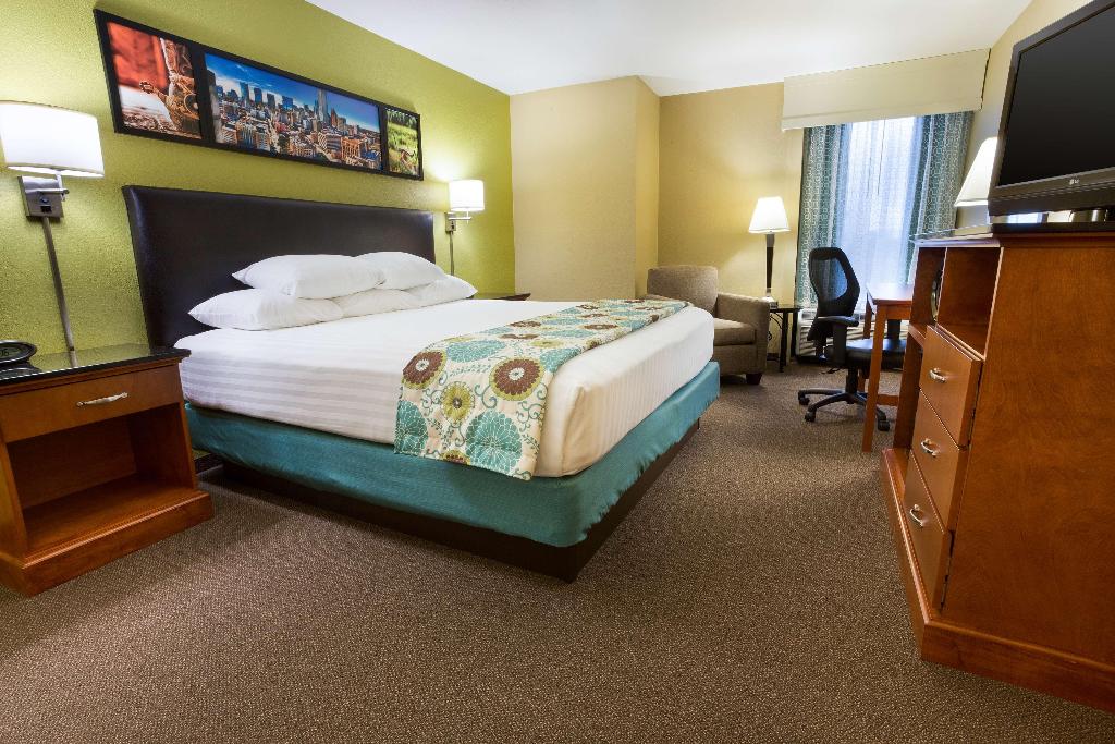 Drury Inn & Suites Houston Near the Galleria photo 47