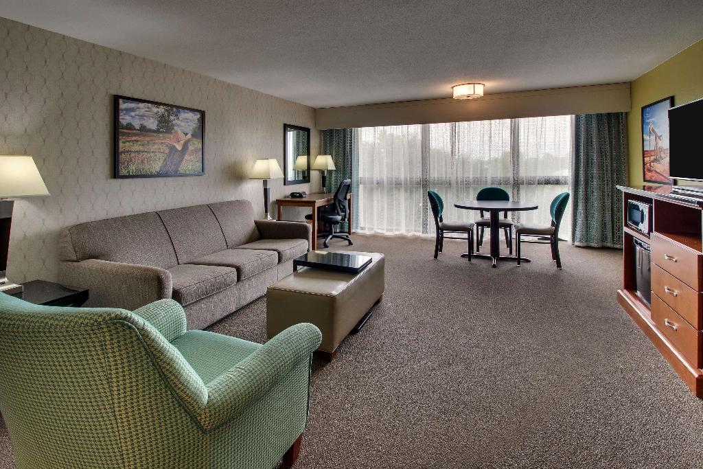 Drury Inn & Suites Houston Near the Galleria photo 30