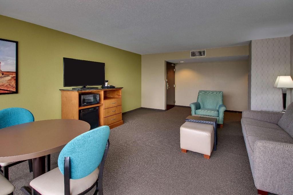 Drury Inn & Suites Houston Near the Galleria photo 29