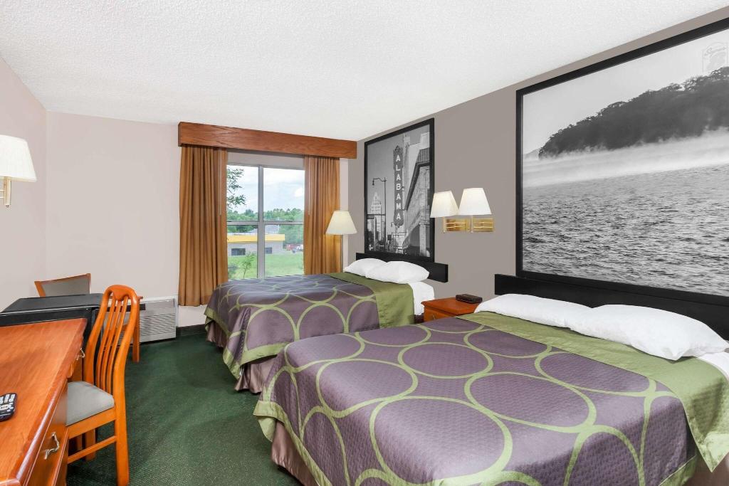 Super 8 by Wyndham Athens
