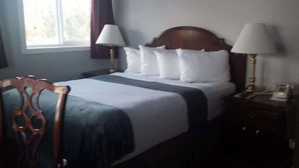 Beluga Lake Lodge Homer
