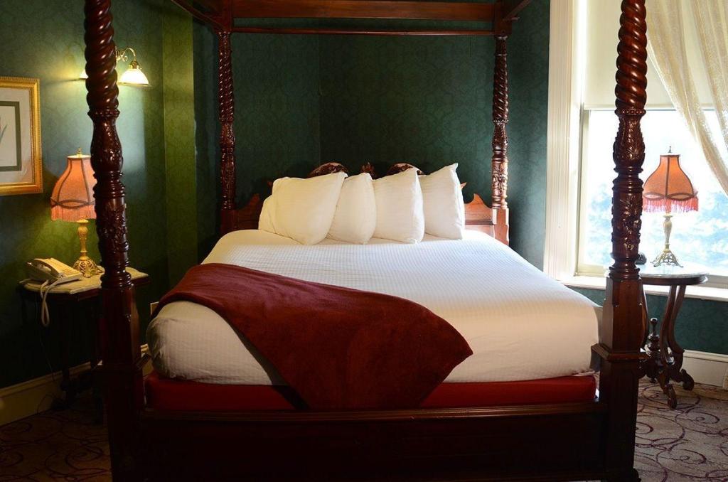 Water Street Inn