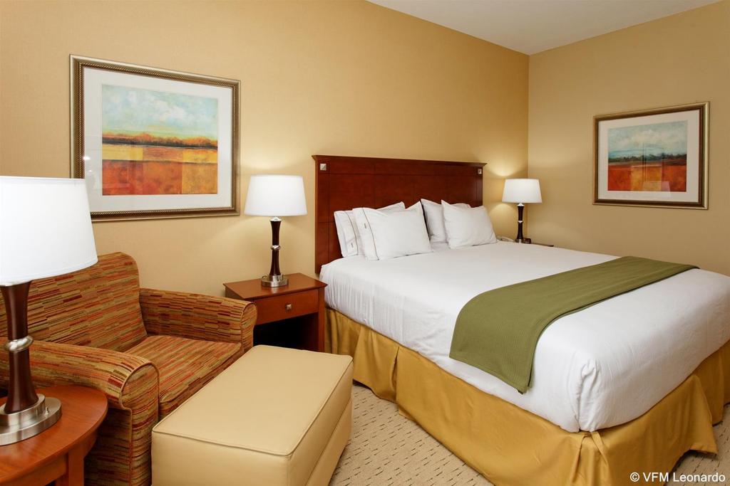 Holiday Inn Express Long Beach