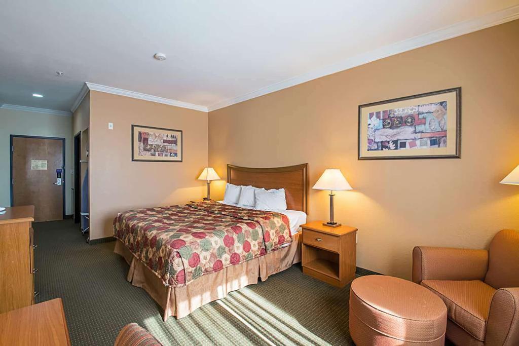 Days Inn By Wyndham Copperas Cove