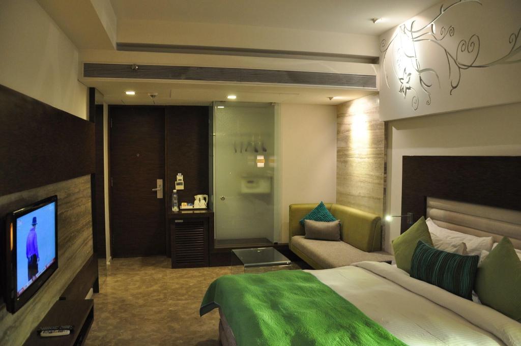Maya Hotel