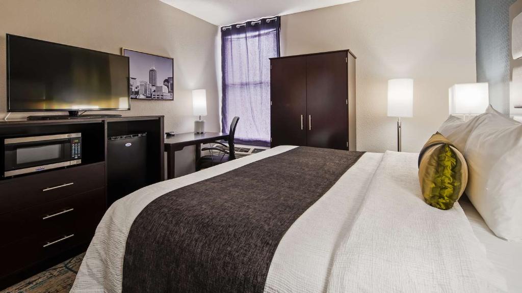 Best Western Plus Indianapolis NW Hotel