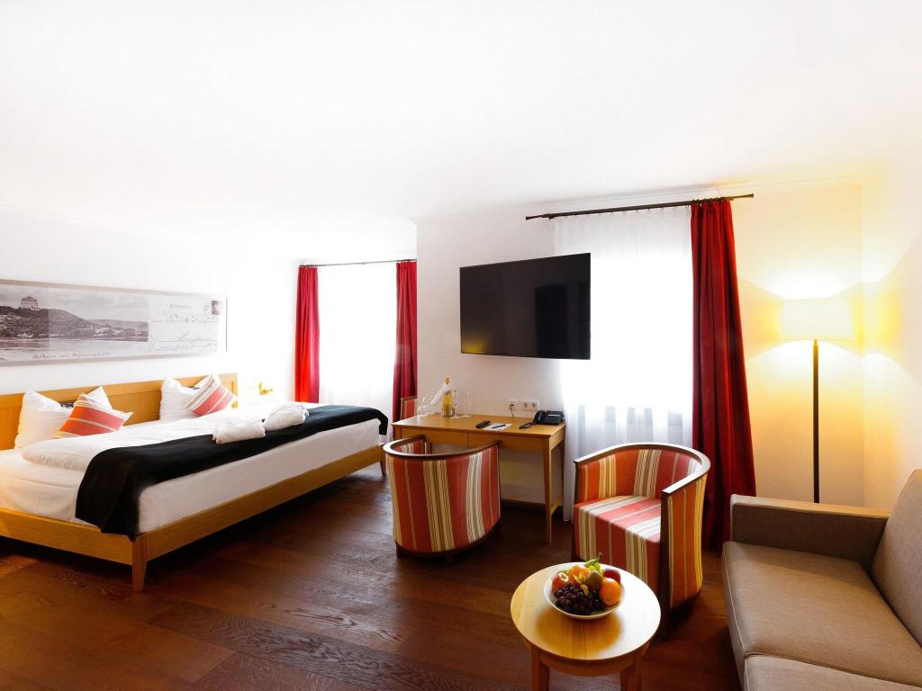 hotel-thumb