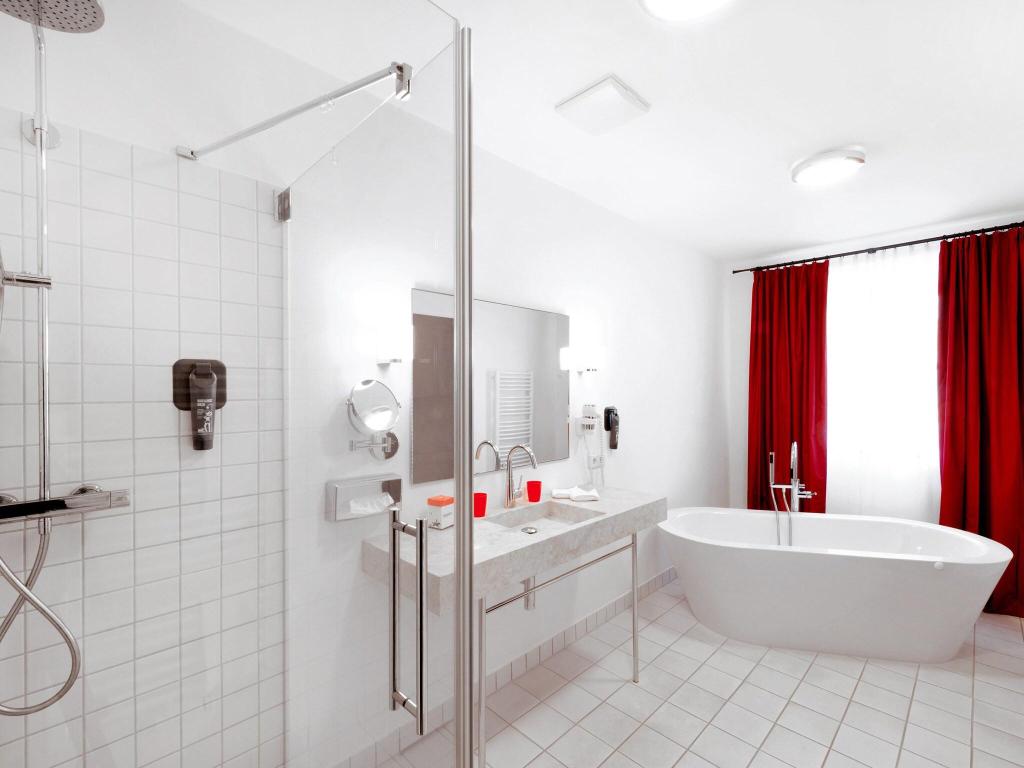 hotel-thumb