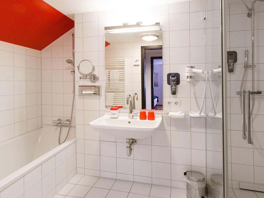 hotel-thumb