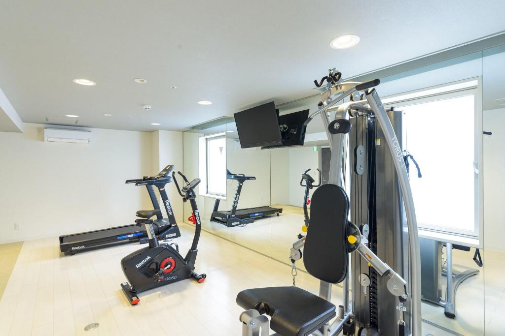 SureStay Plus by Best Western Shin-Osaka - Sports and Entertainment