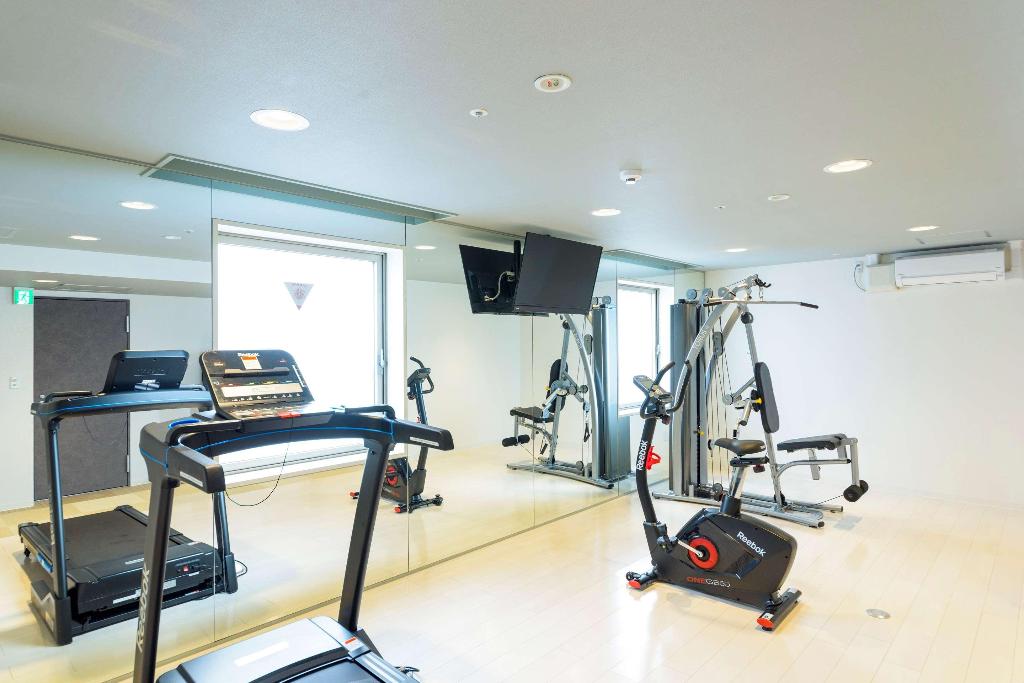SureStay Plus by Best Western Shin-Osaka - Sports and Entertainment