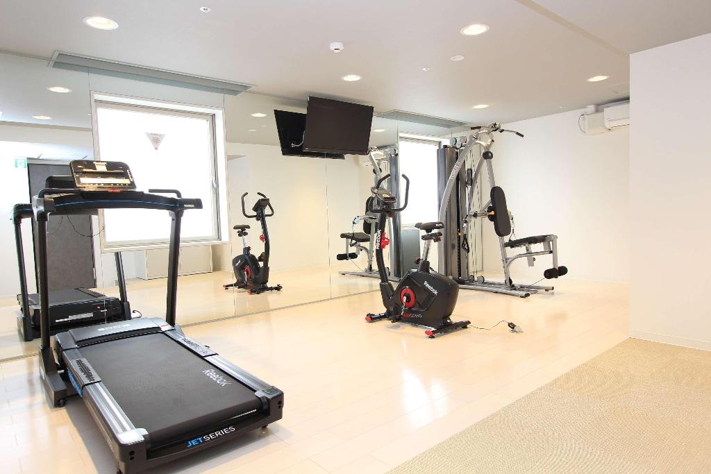 SureStay Plus by Best Western Shin-Osaka - Sports and Entertainment