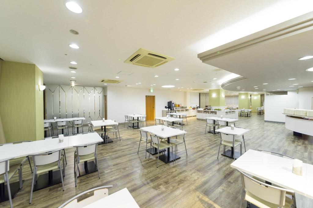 SureStay Plus by Best Western Shin-Osaka - Restaurant