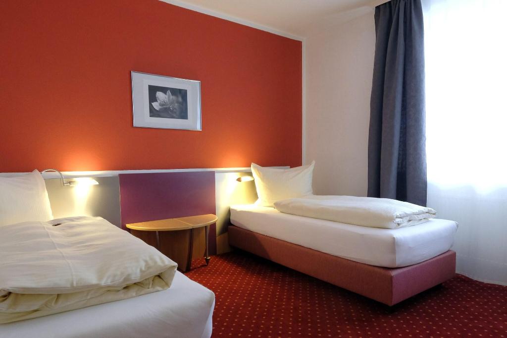 hotel-thumb