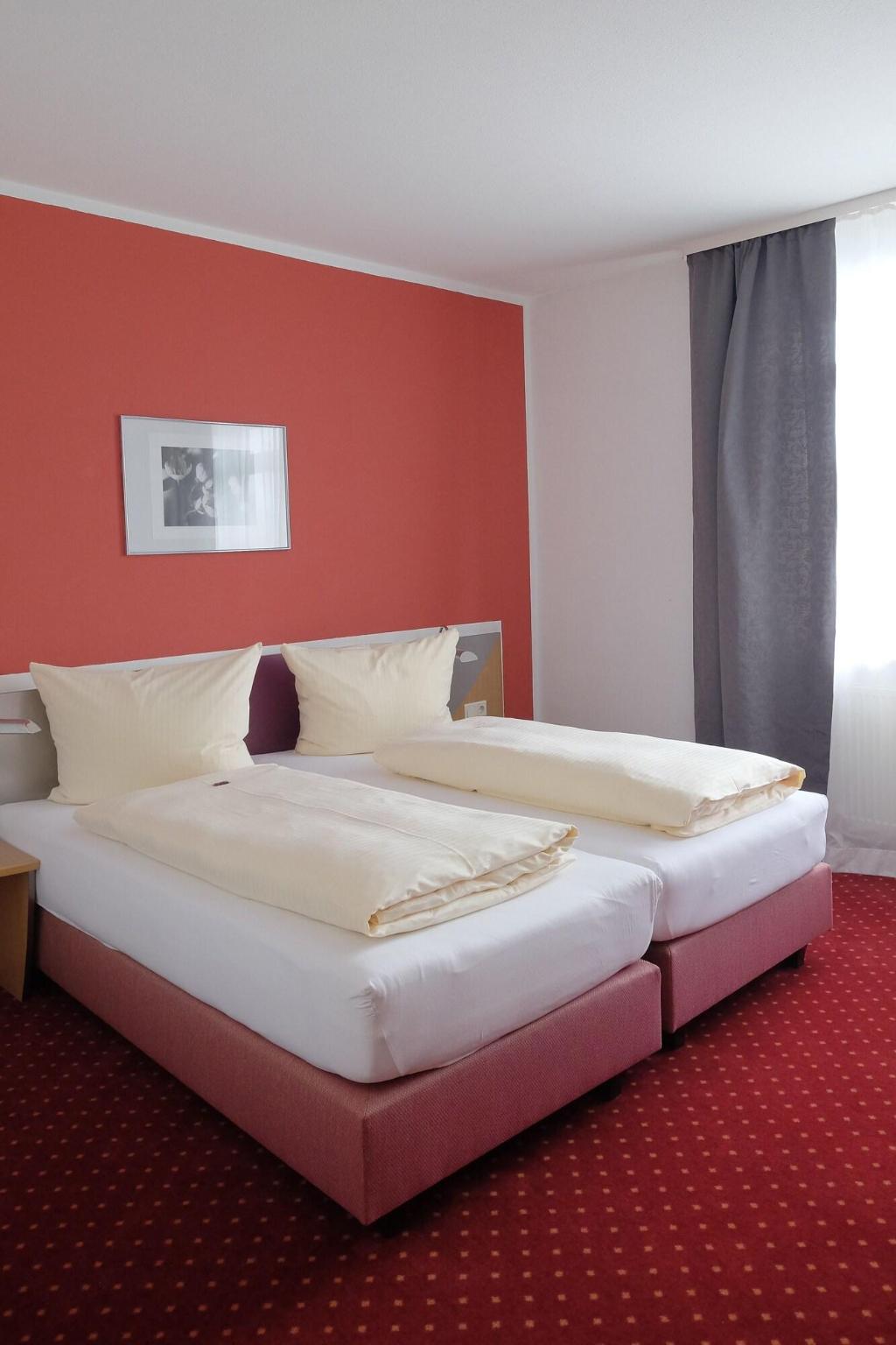 hotel-thumb