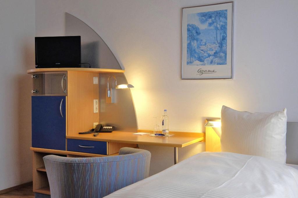 hotel-thumb