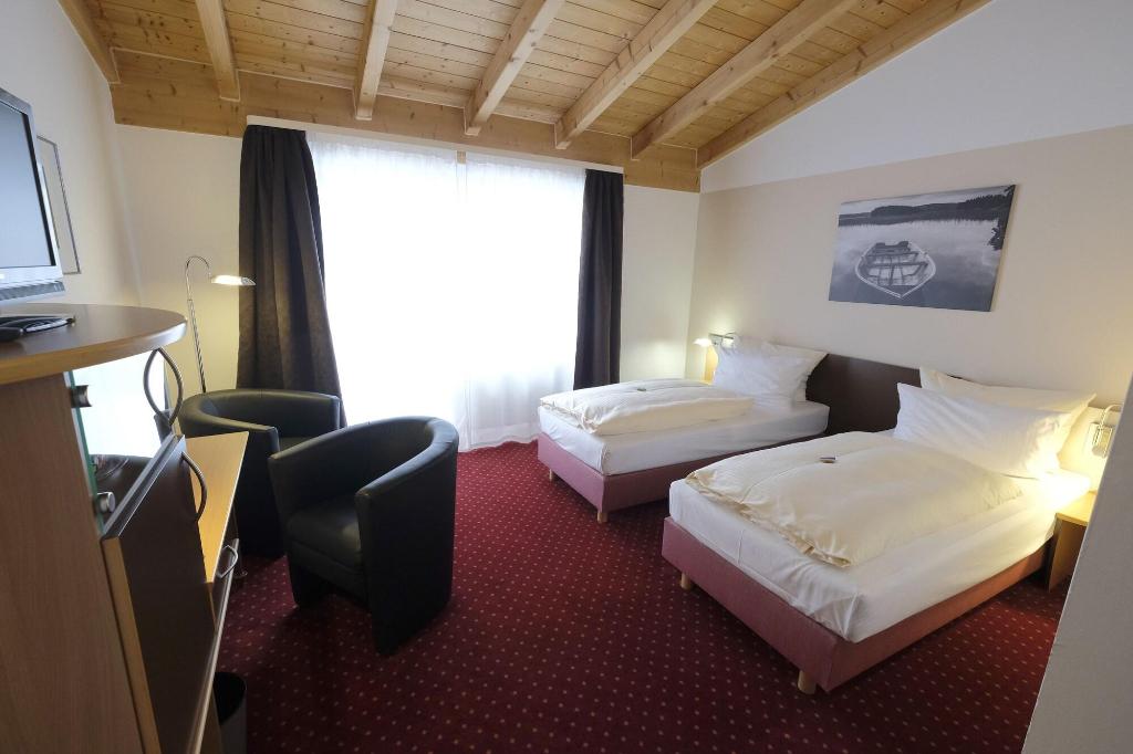 hotel-thumb