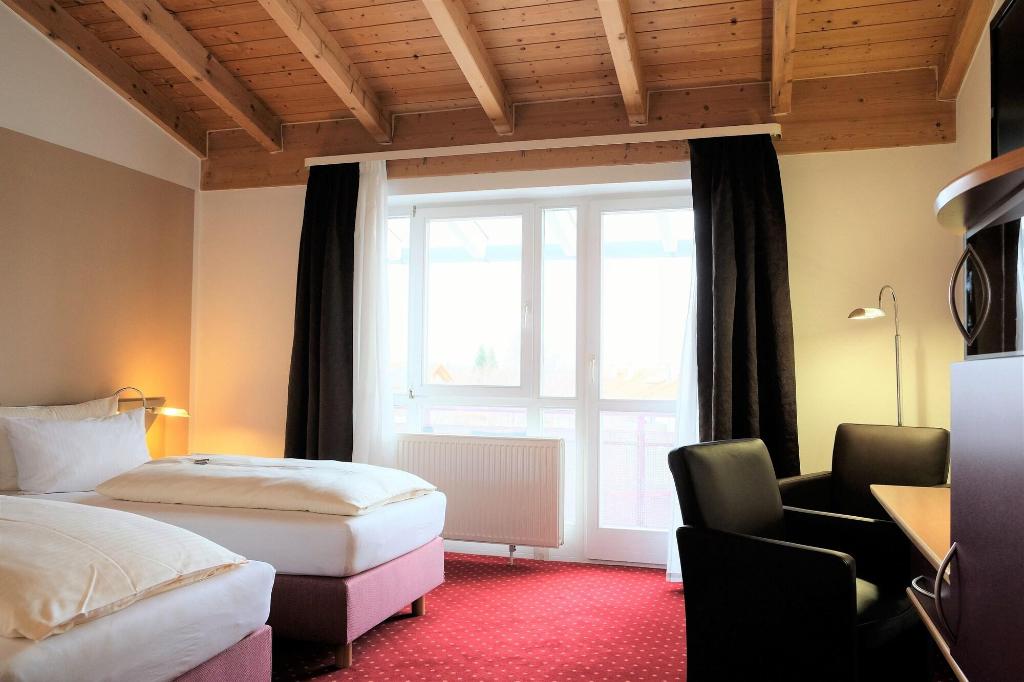hotel-thumb