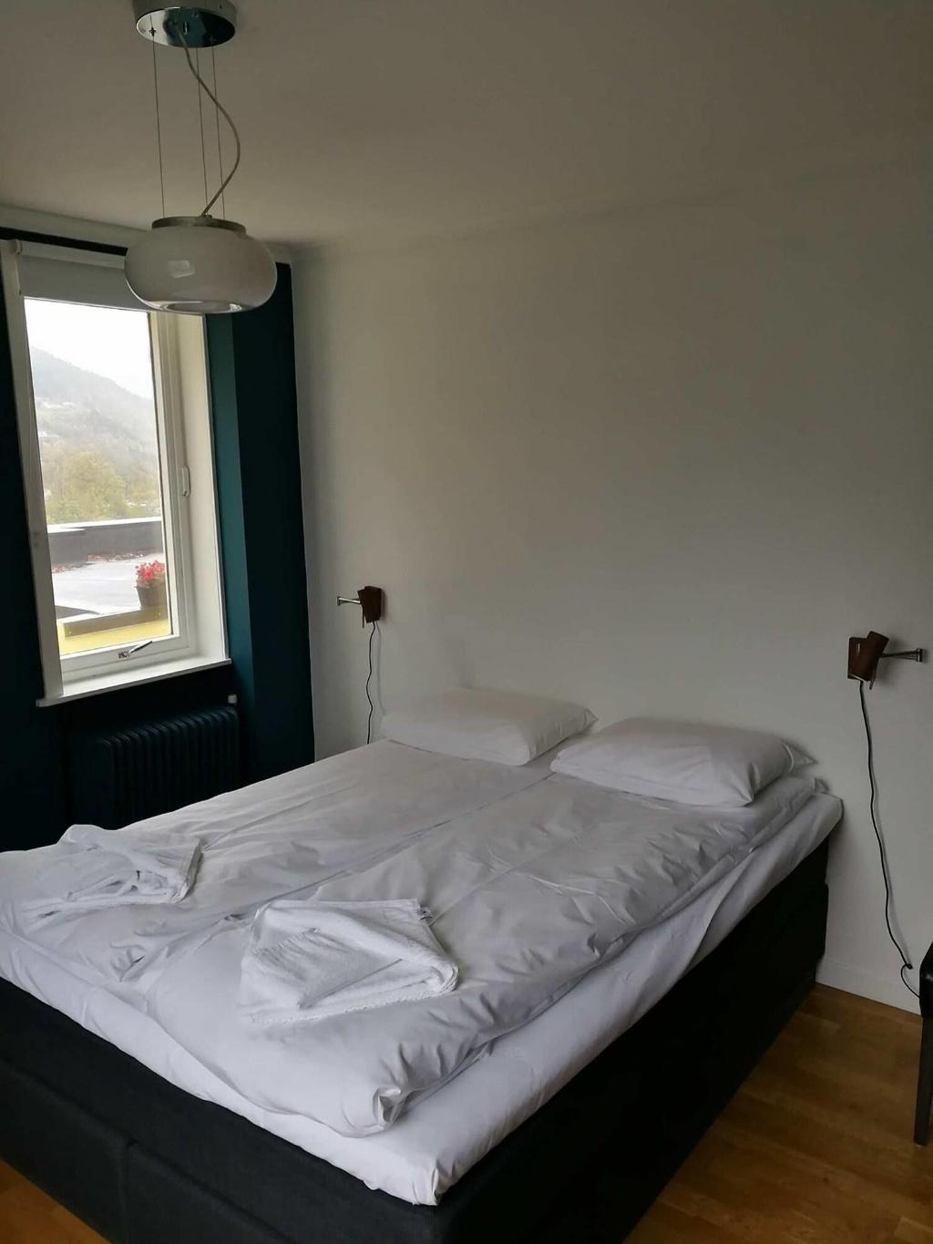 Trolltunga Hotel
