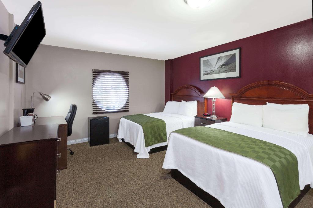 Knights Inn Los Angeles